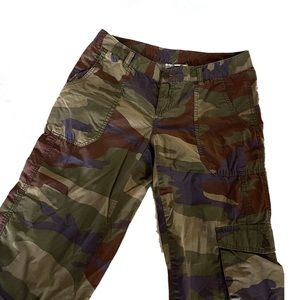 Y2K Camo Capris